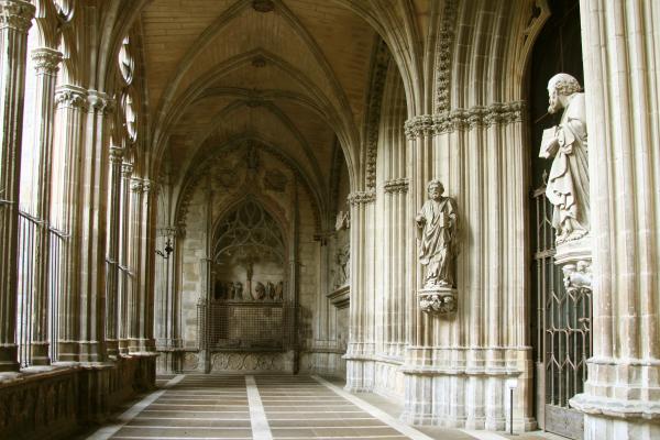 Claustro gótico de la Catedral de Santa María de Pamplona, uno de los mejores de Europa