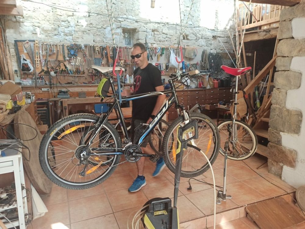 TTipiaenea Landetxea · Taller de bicicletas